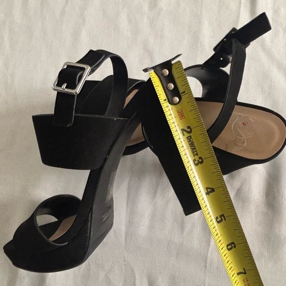 D  Elegant Black Platform High Heels Size 7.5 - Picture 4 of 5